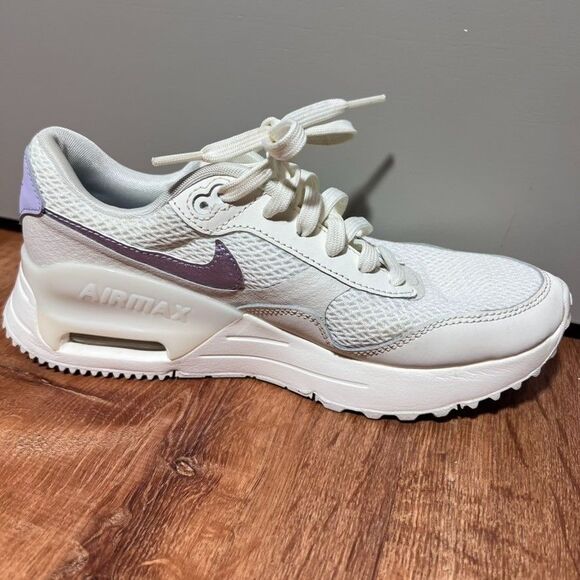 Size 7.5 Nike Women Nike Womens Air Max SYSTM Shoes Sz 8 White Purple‎ DV6841-100 Sneaker Athletic